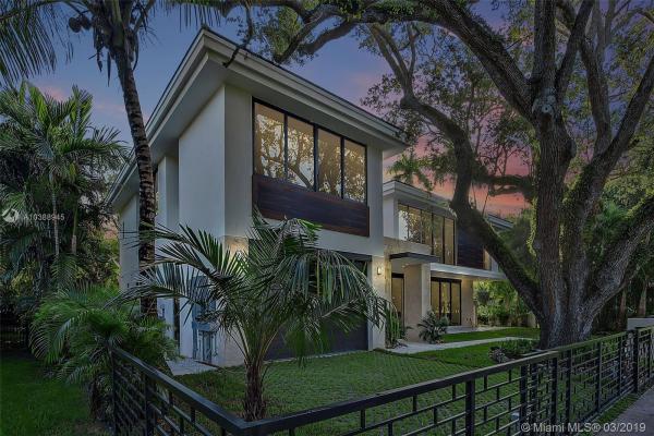 Riviera, 6345 Riviera Dr, Coral Gables, Florida 33146, image 2
