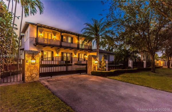 Coral Gables Country Club, 4510 Granada Blvd, Coral Gables, Florida 33146, image 2