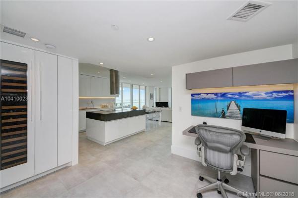 The Grand Venetian, 10 Venetian Way #1401, Miami Beach, Florida 33139, image 2