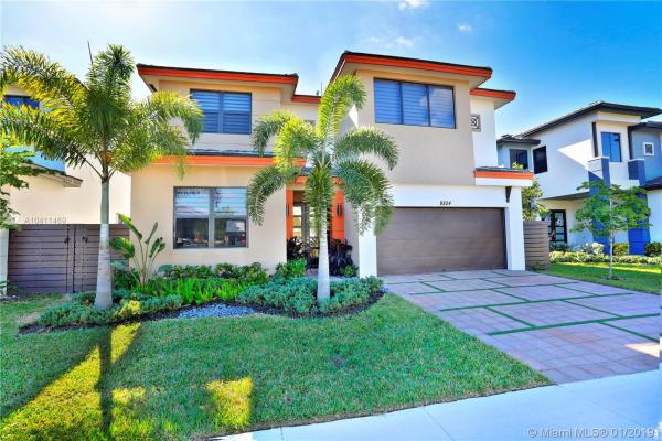 Satori, 8824 NW 154th Ter, Miami Lakes, Florida 33018, image 2