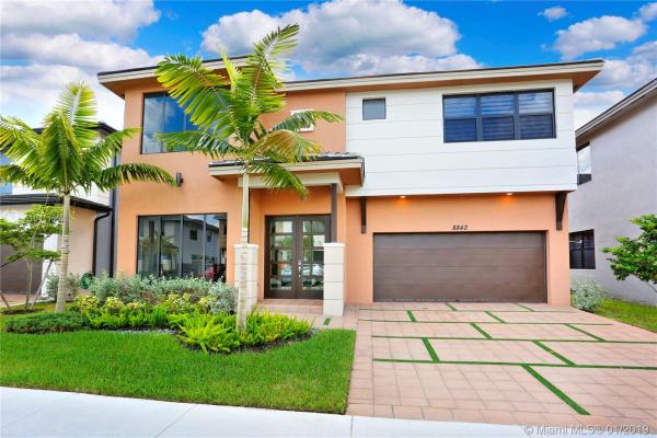 Satori, 8842 NW 154th Ter, Miami Lakes, Florida 33018, image 2