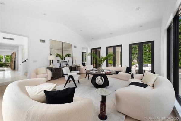 Sunset Islands, 1425 W 25th St, Miami Beach, Florida 33140, image 2