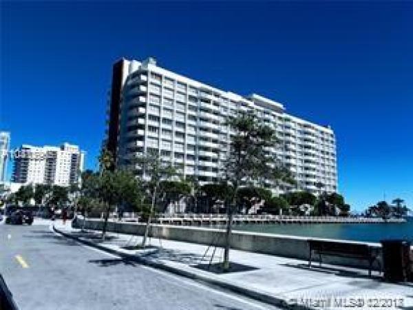 Biscayne 21, 2121 N Bayshore Dr #PH1401, Miami, Florida 33137, image 2