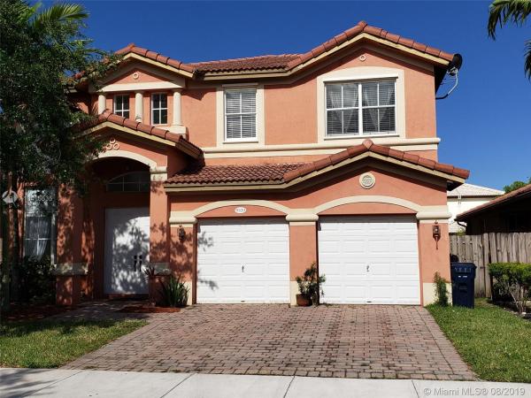 Century Gardens Village, 9320 SW 153rd Psge, The Hammocks, Florida 33196, image 2