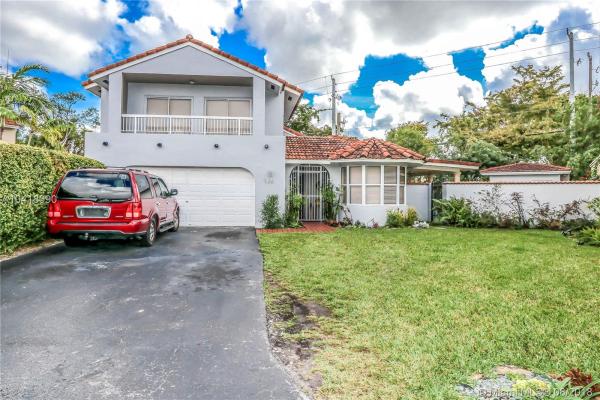 Pueblo Del Sol, 7188 SW 103rd Ct Cir, Sunset, Florida 33173, image 2