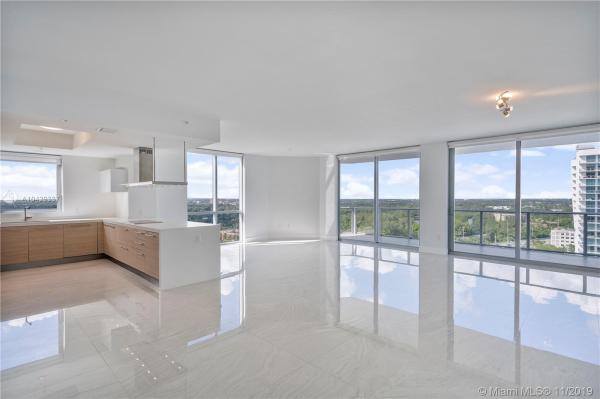 The Reserve At Marina Palms, 17111 Biscayne Blvd #2001, North Miami Beach, Florida 33160, image 2