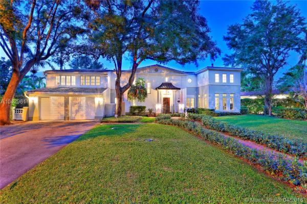 Coral Gables Country Club, 1257 Mariola Ct, Coral Gables, Florida 33134, image 2