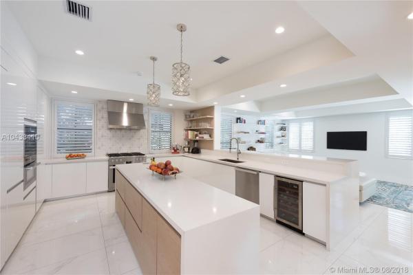 Nautilus, 4357 Nautilus Dr, Miami Beach, Florida 33140, image 2