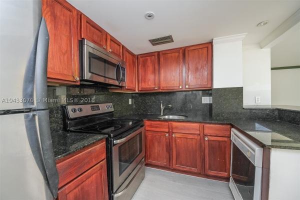 Belo Horizonte, 6444 Collins Ave #504, Miami Beach, Florida 33141, image 2