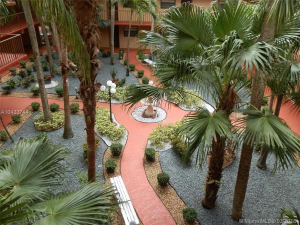 Gardens Of Kendall South, 10815 SW 112th Ave #309, Kendall, Florida 33176, image 2