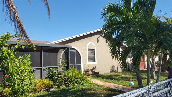 Pleasure Village, 28515 SW 142nd Ct, Leisure City, Florida 33033, image 2