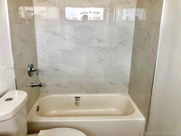 West Court, 1615 West Ave #305, Miami Beach, Florida 33139, image 2