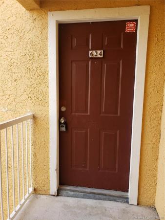 Biscayne Beach Club, 15560 SW 104th Ter #624, The Hammocks, Florida 33196, image 2