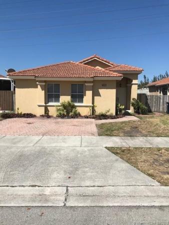 Riviera Trace, 1118 NW 136th Ct, Tamiami, Florida 33182, image 2