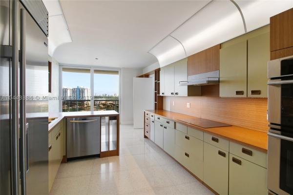 Nine Island Avenue, 9 Island Ave #1714, Miami Beach, Florida 33139, image 2