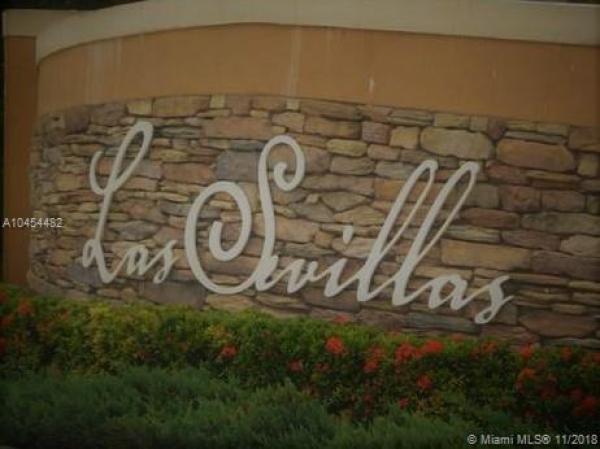 Fontainbleau Lakes Courtyards West, 10132 NW 7th St #105, Fountainebleau, Florida 33172, image 2