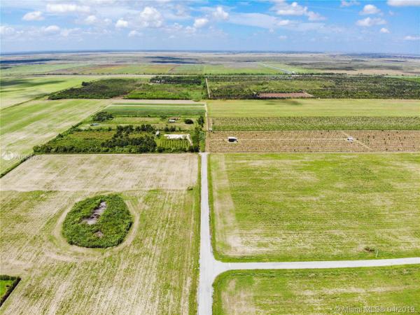 Ranchos Del Sol, 35202 SW 219th Ave, Redland, Florida 33034, image 2