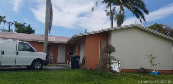 Bel Aire, 9814 SW 195th St, Cutler Bay, Florida 33157, image 2
