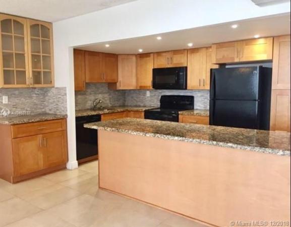 Villa Dorada, 20381 NE 30th Ave #304-7, Aventura, Florida 33180, image 2