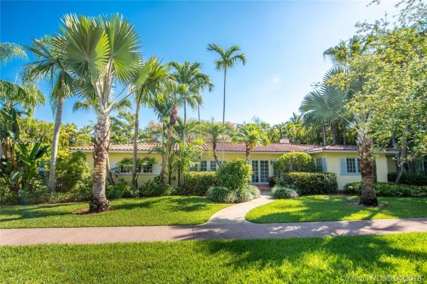 Coral Waterway, 1215 Santona St, Coral Gables, Florida 33146, image 2
