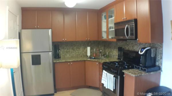 Virginia Pointe, Miami, Florida 33133, image 2
