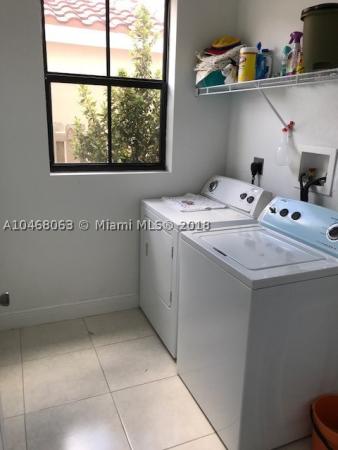 Fontainebleau West North, 1025 NW 99th Ct, Fountainebleau, Florida 33172, image 2