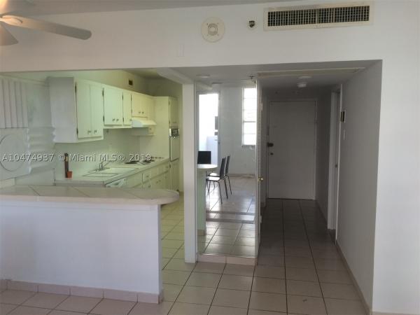 The Decoplage, 100 Lincoln Rd #304, Miami Beach, Florida 33139, image 3