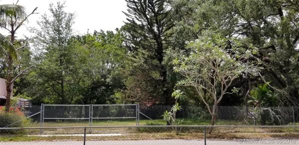 East Shenandoah, 3701 SW 1st Ave, Miami, Florida 33145, image 2