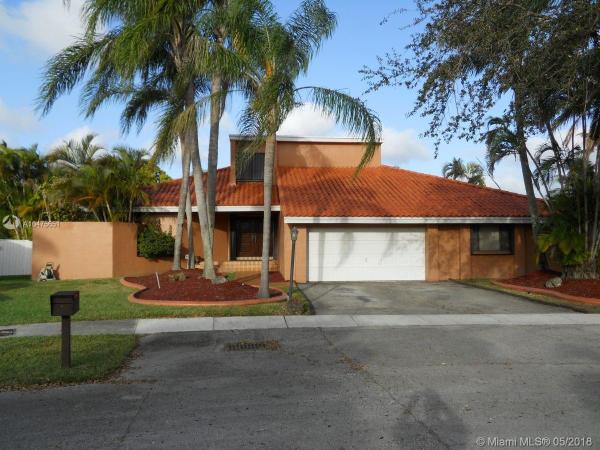 Glen Cove, 10305 SW 114th Ct, Kendall, Florida 33176, image 2