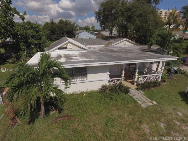 Stephens Manor, 747 NW 77th Ter, Gladeview, Florida 33150, image 2