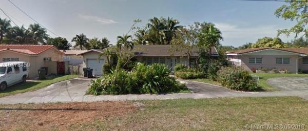 Lake Louise, 930 N Royal Poinciana Blvd, Miami Springs, Florida 33166, image 2