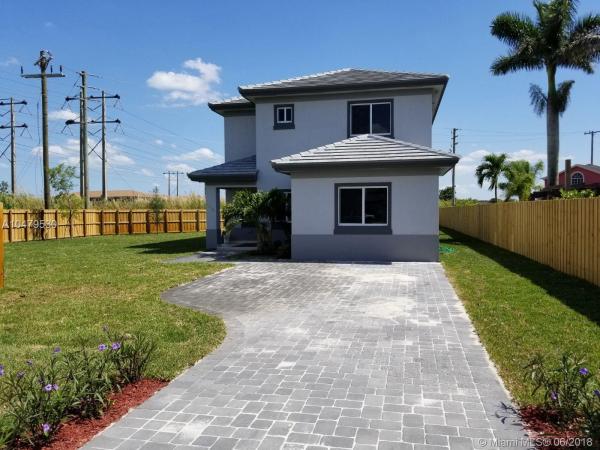 Silver Group, 13884 SW 164th Ter, Richmond West, Florida 33177, image 2