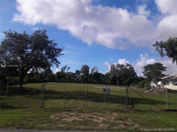 Miller Drive Estates, 9800 SW 66th St, Sunset, Florida 33173, image 2