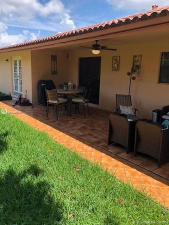 14068 SW 40th Ter, Unincorporated Dade County, Florida 33175, image 2