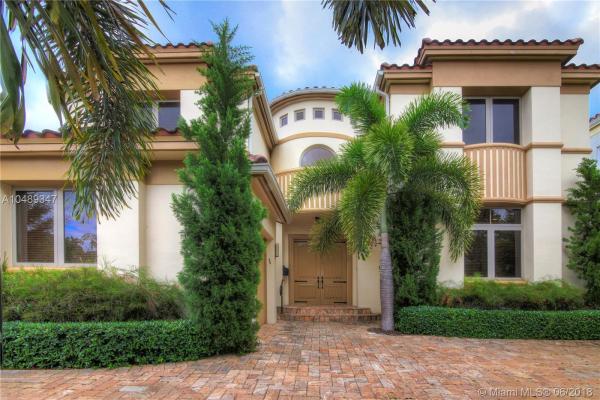 Surprise Lake, 4525 Prairie Ave, Miami Beach, Florida 33140, image 2