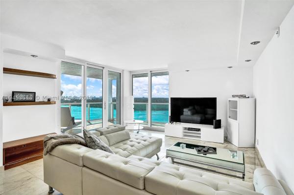 Arlen House East, 100 Bayview Dr #1627, Sunny Isles Beach, Florida 33160, image 1