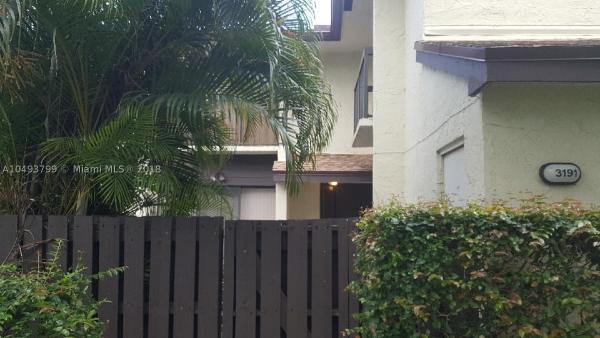 Karanda Village 1, 3191 Cocoplum Cir #3370, Coconut Creek, Florida 33063, image 1