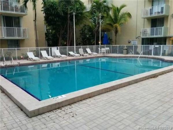 North Bay Villas, 1801 S Treasure Dr #124, North Bay Village, Florida 33141, image 2