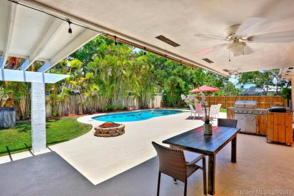 Whispering Pines Estates, 18740 SW 84th Ct, Cutler Bay, Florida 33157, image 2