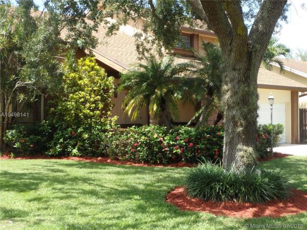 Lakes Of The Meadow, 15612 SW 48th St, Kendall West, Florida 33185, image 2