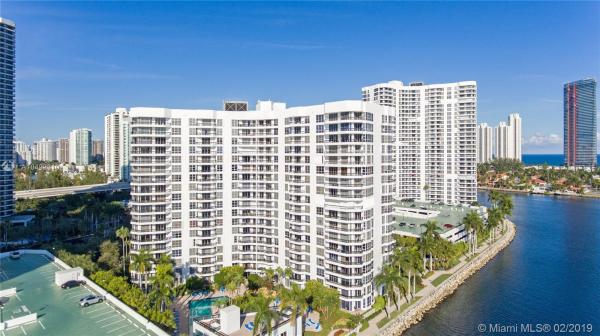 Mystic Pointe Tower 300, Aventura, Florida 33180, image 2