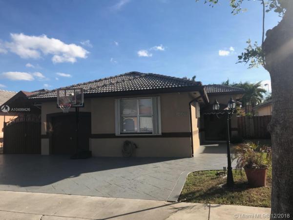 16154 SW 68th Ter, Unincorporated Dade County, Florida 33193, image 2