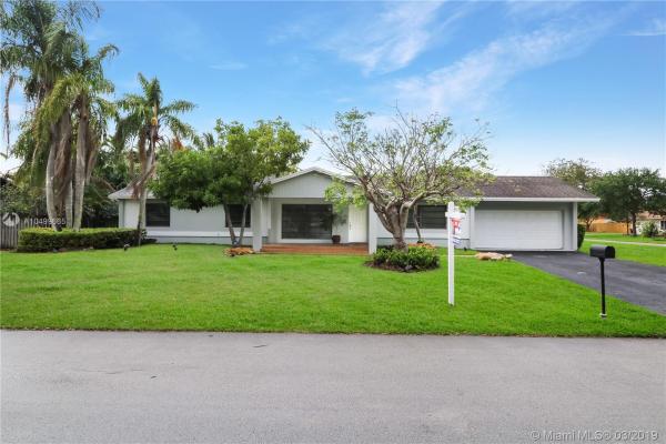 Pine Shore, 12310 SW 113th Ave, Kendall, Florida 33176, image 2