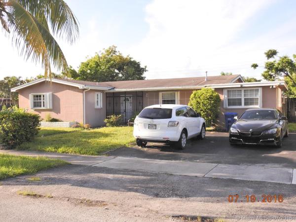 Windward Manor, 1080 NE 180th Ter, North Miami Beach, Florida 33162, image 2