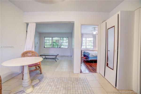 Lake View, 4740 Pine Tree Dr #27, Miami Beach, Florida 33140, image 2