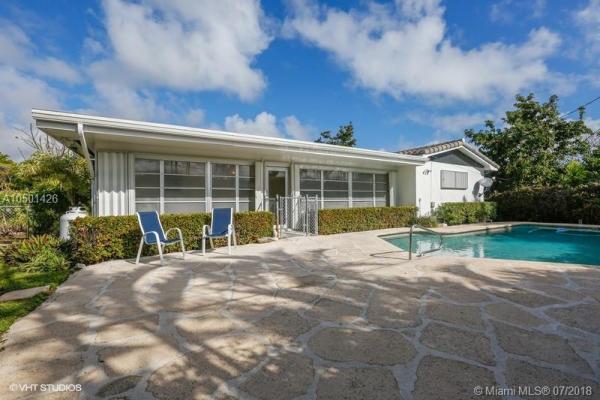 Bay Harbor Islands Residential, 1270 Kane Concourse, Bay Harbor Islands, Florida 33154, image 2