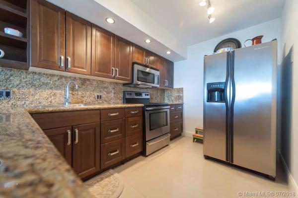 Coronado Tower 2, 20301 W Country Club Dr #1529, Aventura, Florida 33180, image 2