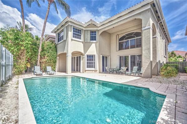 Golden Gate Estates & Marina, 3984 NE 194th Trl, Sunny Isles Beach, Florida 33160, image 2