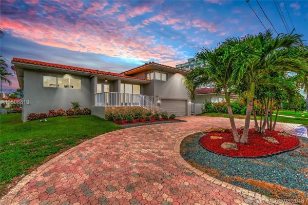 Sans Souci Estates, 2010 NE 122nd Rd, North Miami, Florida 33181, image 2
