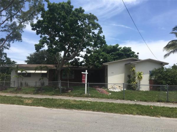 1106 NE 113th St, Unincorporated Dade County, Florida 33161, image 2
